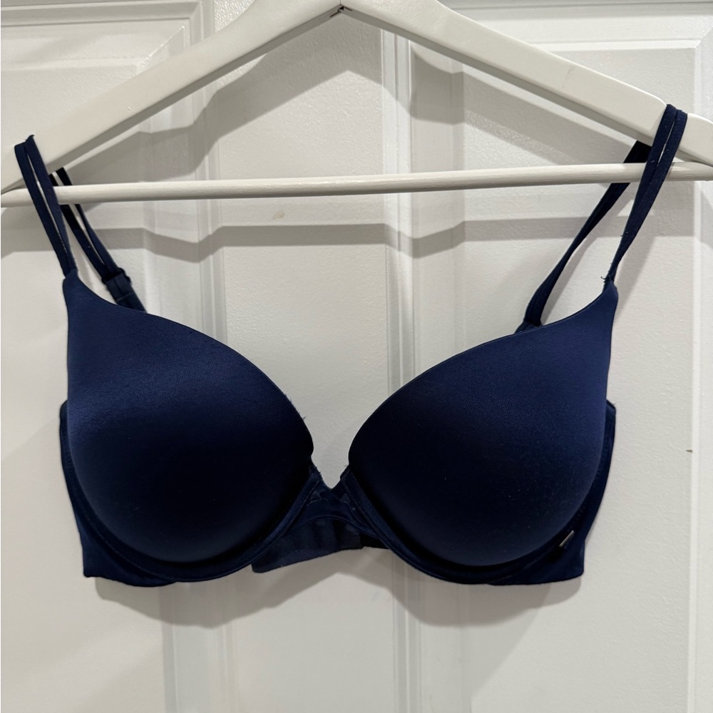 Victoria's Secret Deep Blue Bra bombshell